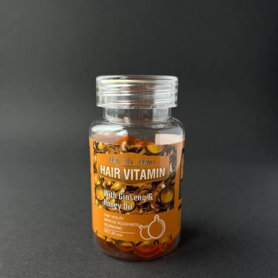 A set of 2 jars of Ma Vie Mari hair capsules at a discount